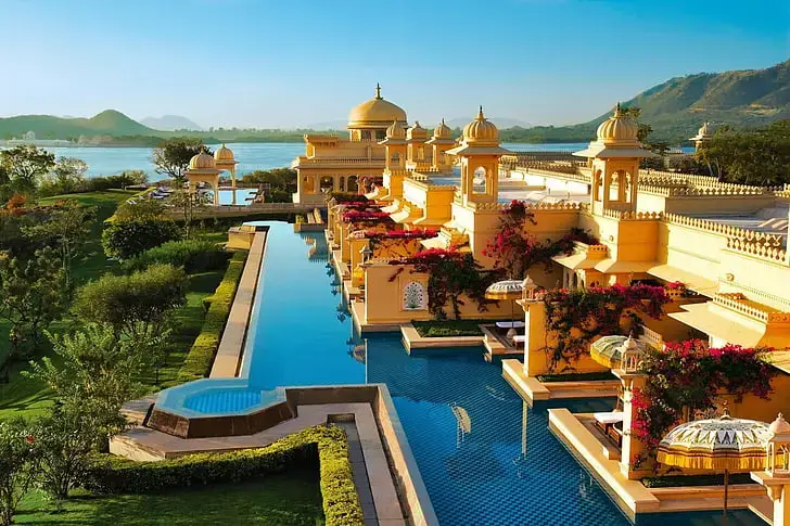 Jaipur to Udaipur Tour Taxi